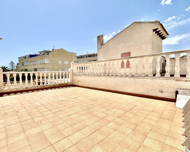 3 soveværelse Villa til salg i La Zenia med swimmingpool - € 630.000 (Ref: 9802572)