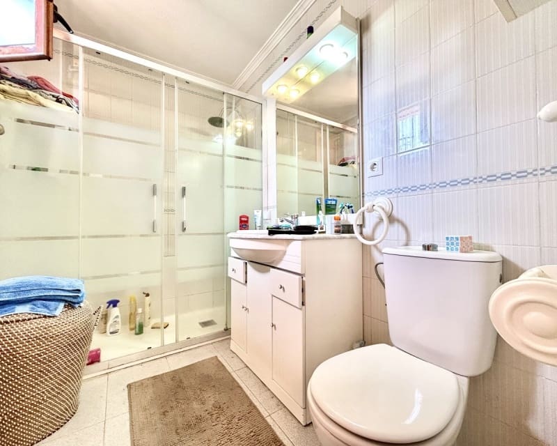 3 soveværelse Villa til salg i La Zenia med swimmingpool - € 630.000 (Ref: 9802572)