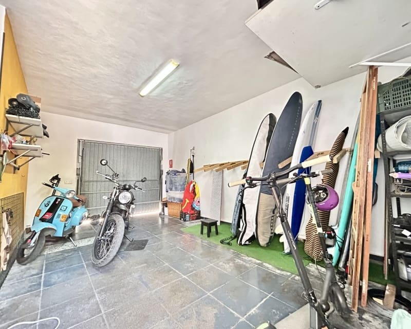 3 soveværelse Villa til salg i La Zenia med swimmingpool - € 630.000 (Ref: 9802572)