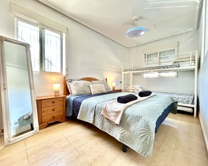 2 slaapkamer Appartement te koop in Villamartin met zwembad - € 159.950 (Ref: 9802573)