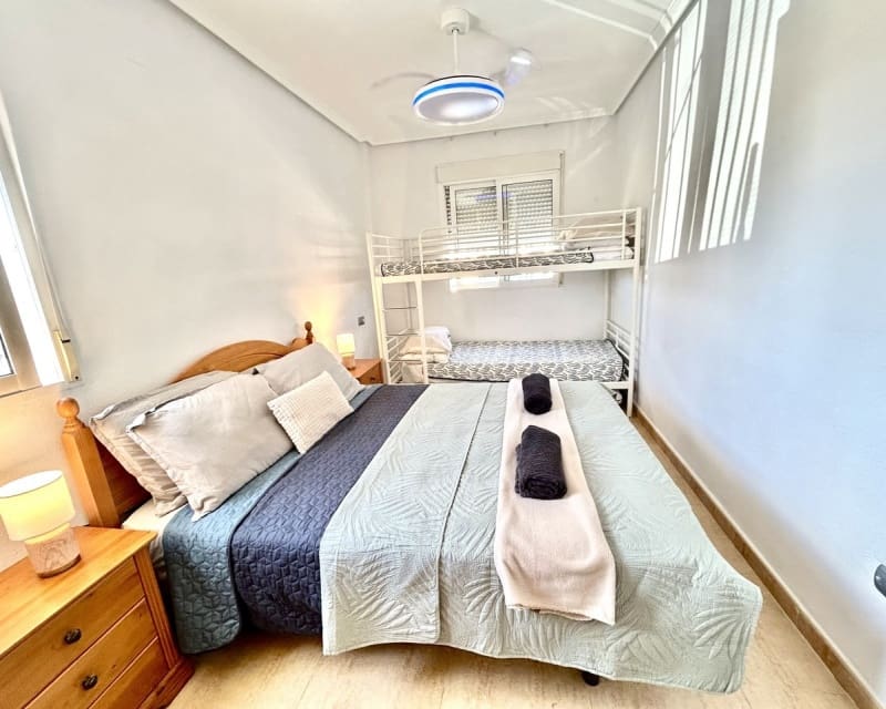 2 slaapkamer Appartement te koop in Villamartin met zwembad - € 159.950 (Ref: 9802573)