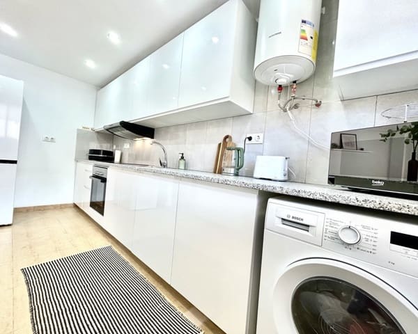 2 slaapkamer Appartement te koop in Villamartin, Orihuela met zwembad - € 159.950 (Ref: 9802573)