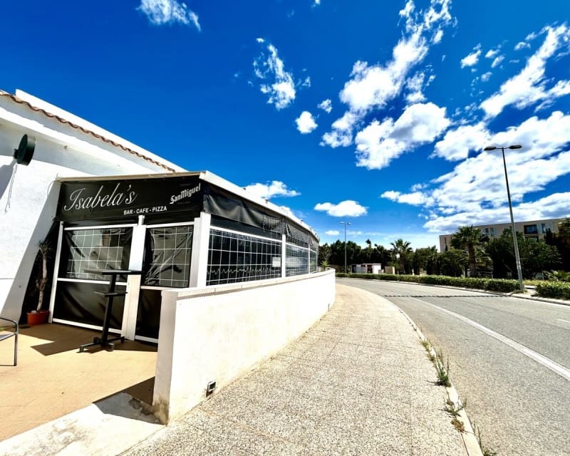 2 slaapkamer Appartement te koop in Villamartin met zwembad - € 159.950 (Ref: 9802573)