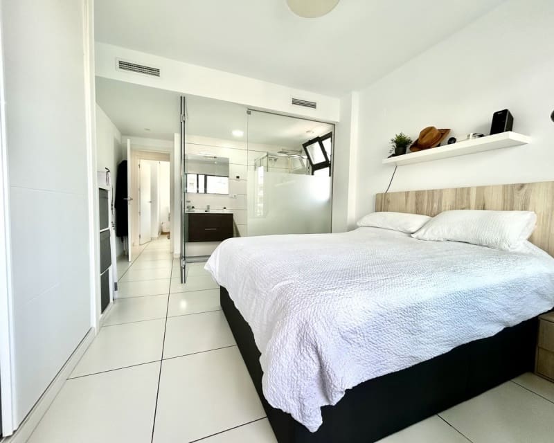 2 sypialnia Apartament na sprzedaż w Villamartin z basenem - 229 500 € (Ref: 9802574)