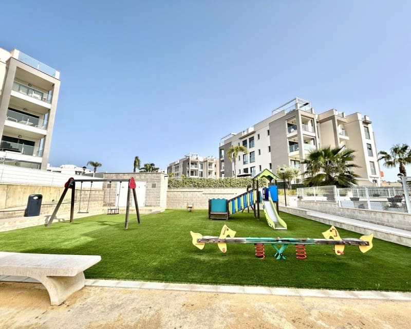 2 sypialnia Apartament na sprzedaż w Villamartin z basenem - 229 500 € (Ref: 9802574)