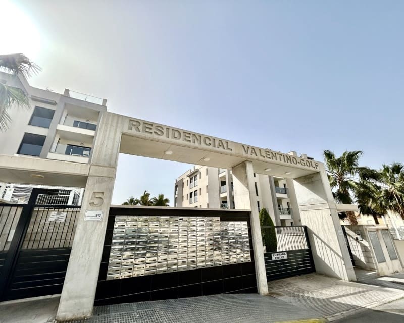 2 sypialnia Apartament na sprzedaż w Villamartin z basenem - 229 500 € (Ref: 9802574)