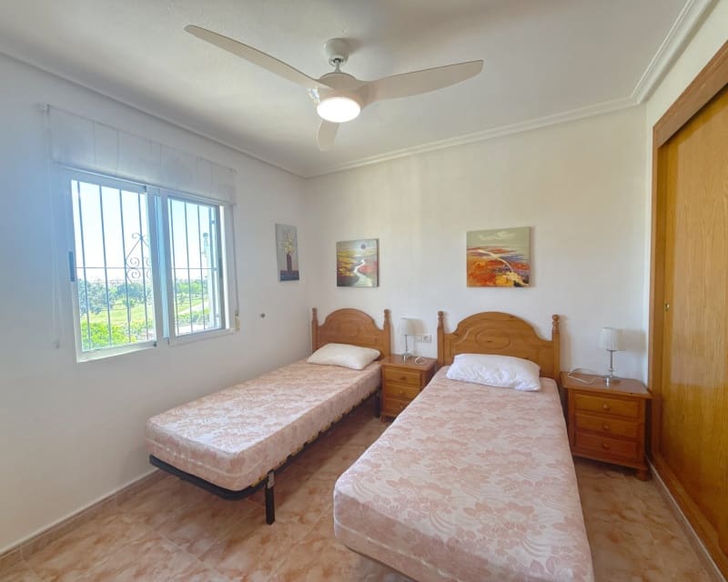 3 sovrum Villa till salu i Cabo Roig med pool - 344 950 € (Ref: 9802760)