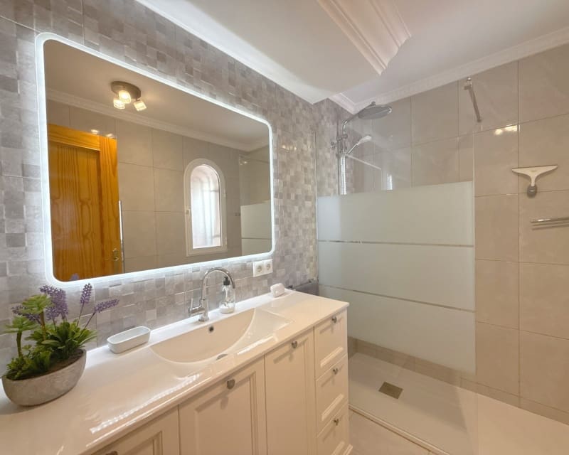 3 sovrum Villa till salu i Cabo Roig med pool - 344 950 € (Ref: 9802760)