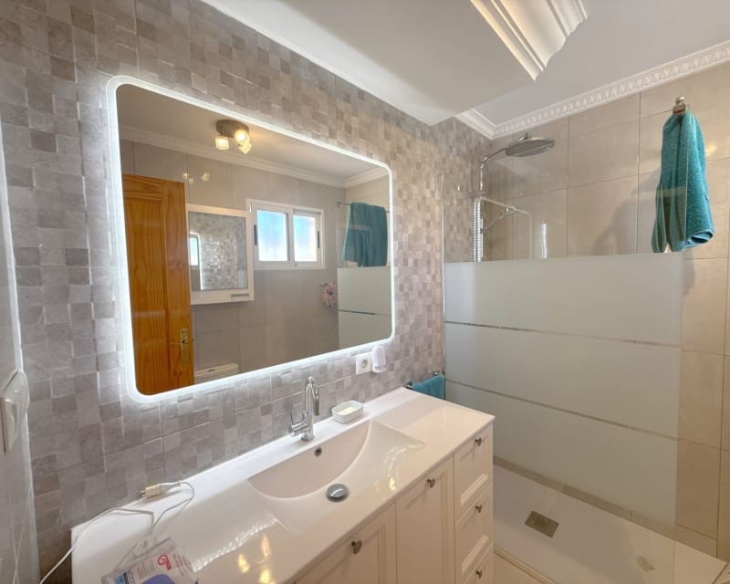 3 sovrum Villa till salu i Cabo Roig med pool - 344 950 € (Ref: 9802760)