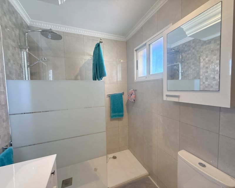 3 sovrum Villa till salu i Cabo Roig med pool - 344 950 € (Ref: 9802760)