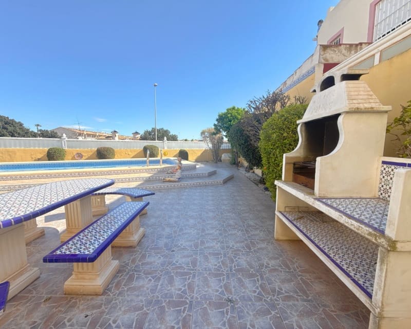 3 sovrum Villa till salu i Cabo Roig med pool - 344 950 € (Ref: 9802760)