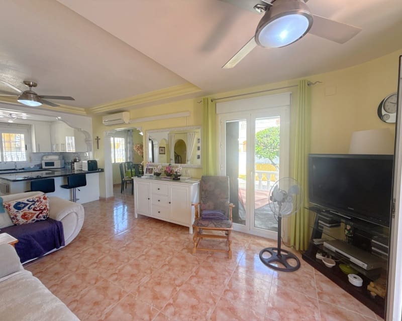 3 sovrum Villa till salu i Cabo Roig med pool - 344 950 € (Ref: 9802760)