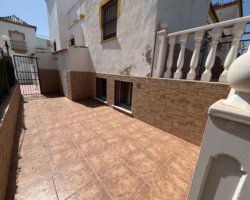 4 sypialnia Willa na sprzedaż w Los Altos z basenem - 179 500 € (Ref: 9802761)