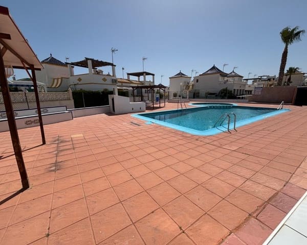 4 slaapkamer Villa te koop in Los Altos met zwembad - € 179.500 (Ref: 9802761)