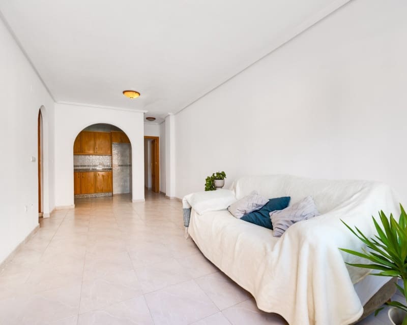 Apartamento de 2 habitaciones en Playa Flamenca en venta con piscina - 129.900 € (Ref: 9802762)