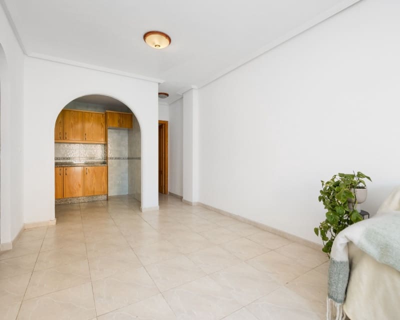 Apartamento de 2 habitaciones en Playa Flamenca en venta con piscina - 129.900 € (Ref: 9802762)