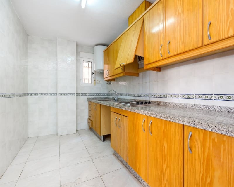 Apartamento de 2 habitaciones en Playa Flamenca en venta con piscina - 129.900 € (Ref: 9802762)