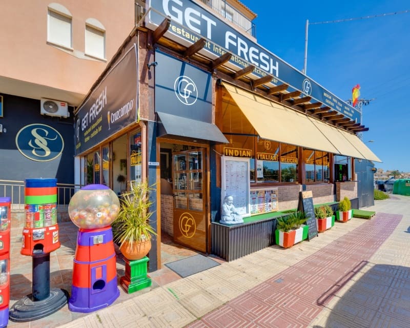 Apartamento de 2 habitaciones en Playa Flamenca en venta con piscina - 129.900 € (Ref: 9802762)