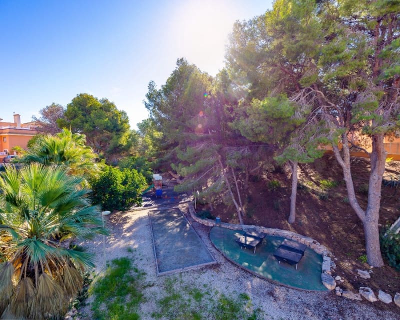 Apartamento de 2 habitaciones en Playa Flamenca en venta con piscina - 129.900 € (Ref: 9802762)