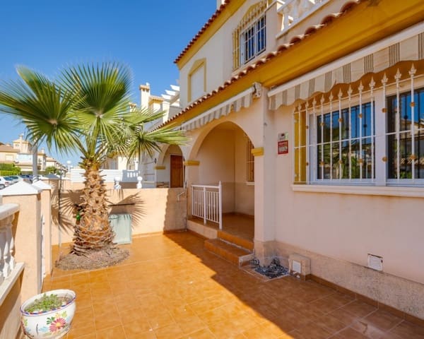 3 makuuhuone Omakotitalo myytävänä paikassa Playa Flamenca, Orihuela mukana uima-altaan - 189 000 € (Ref: 9802763)