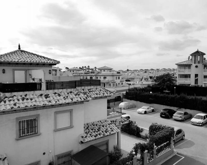 2 Zimmer Apartment zu verkaufen in Cabo Roig mit Pool - 165.000 € (Ref: 9802764)