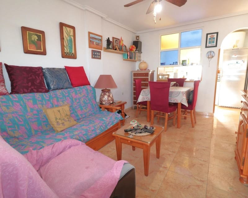 2 makuuhuone Bungalow myytävänä paikassa Torrevieja mukana uima-altaan - 168 000 € (Ref: 9802767)