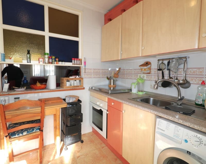 2 makuuhuone Bungalow myytävänä paikassa Torrevieja mukana uima-altaan - 168 000 € (Ref: 9802767)