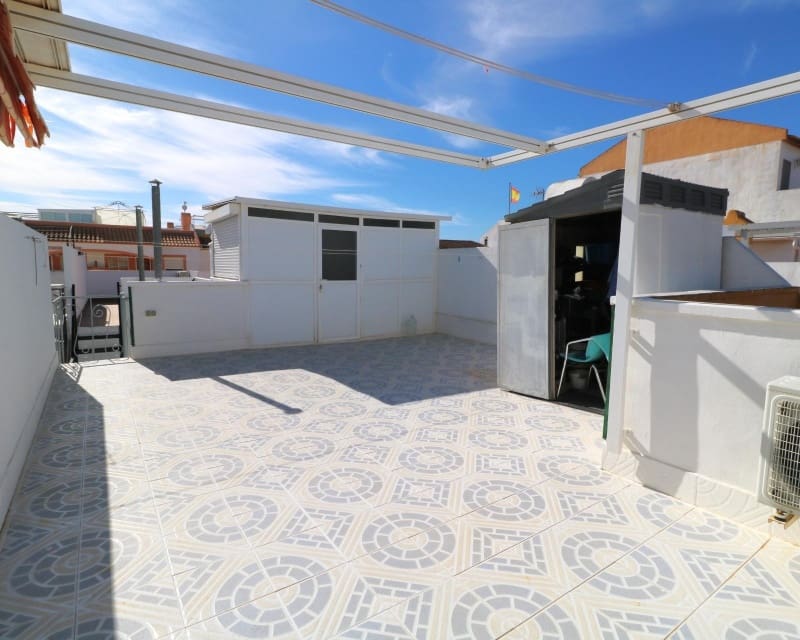2 makuuhuone Bungalow myytävänä paikassa Torrevieja mukana uima-altaan - 168 000 € (Ref: 9802767)