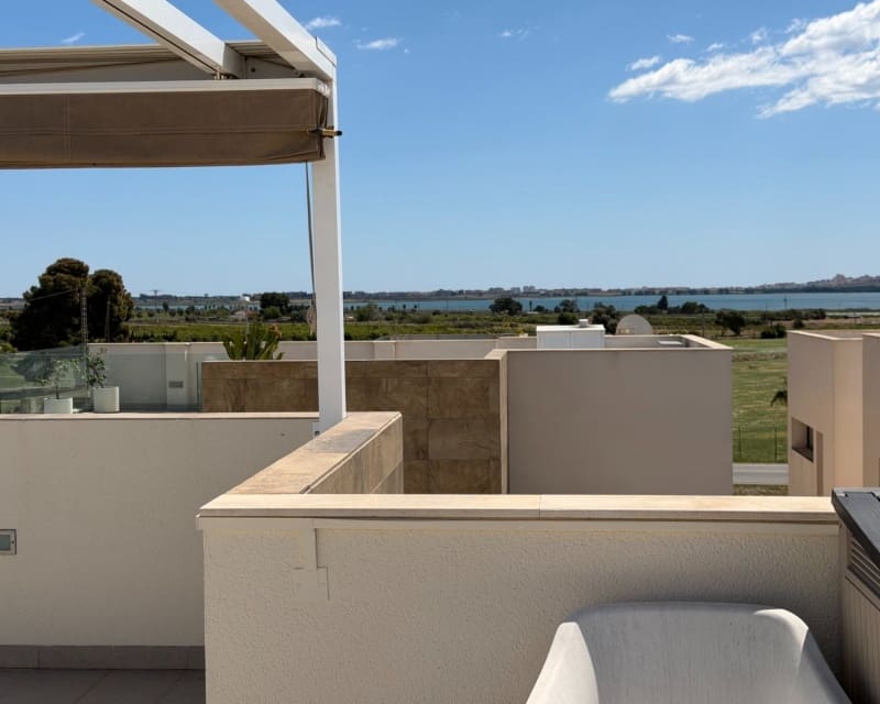 3 slaapkamer Villa te koop in Dona Pepa met zwembad - € 399.900 (Ref: 9802768)