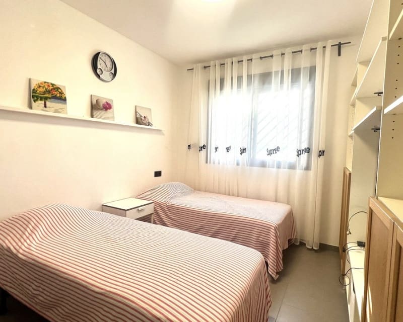 2 sypialnia Apartament na sprzedaż w La Zenia z basenem - 275 000 € (Ref: 9802770)