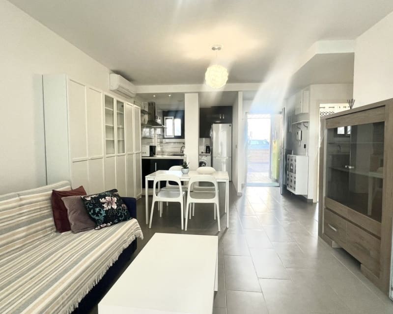 2 sypialnia Apartament na sprzedaż w La Zenia z basenem - 275 000 € (Ref: 9802770)
