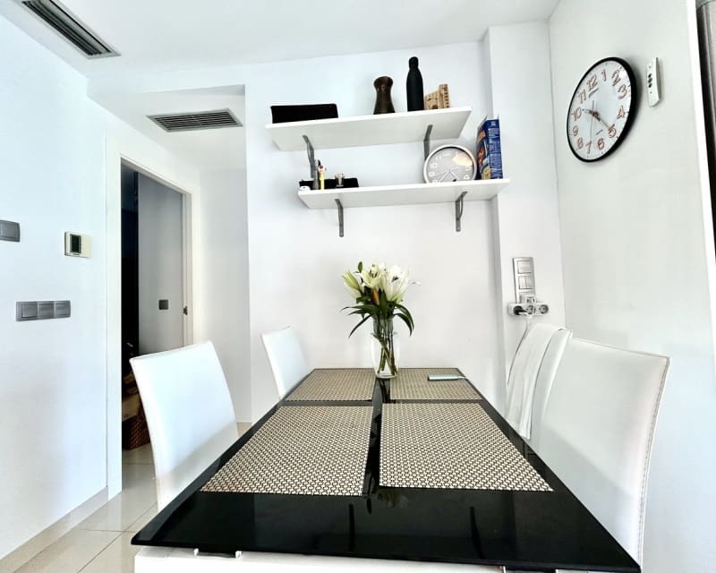 2 soverom Leilighet til salgs i Orihuela Costa med svømmebasseng - € 240 000 (Ref: 9802771)