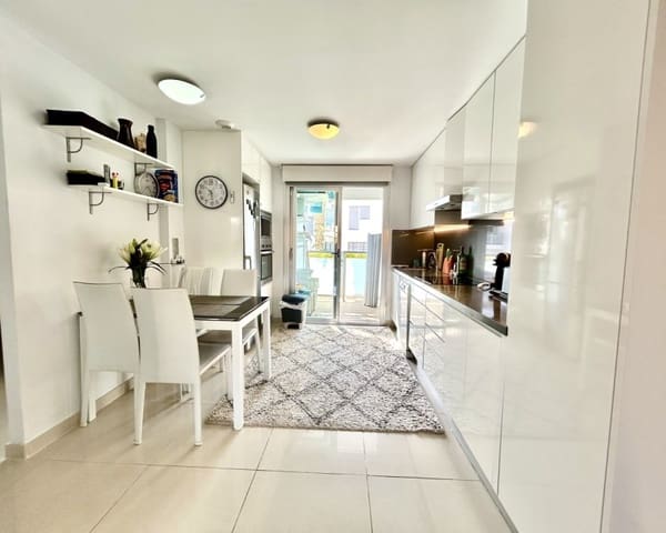 2 soverom Leilighet til salgs i Punta Prima, Orihuela med svømmebasseng - € 240 000 (Ref: 9802771)