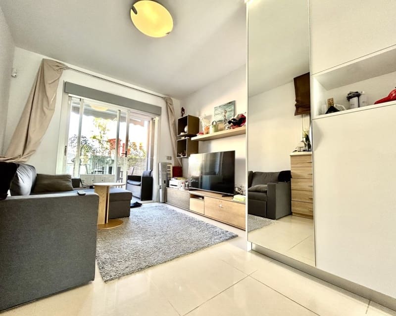 2 soverom Leilighet til salgs i Orihuela Costa med svømmebasseng - € 240 000 (Ref: 9802771)