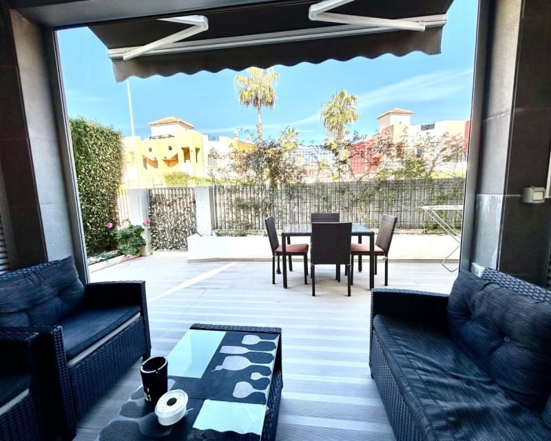 2 soverom Leilighet til salgs i Orihuela Costa med svømmebasseng - € 240 000 (Ref: 9802771)