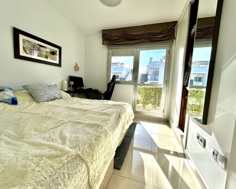 2 soverom Leilighet til salgs i Orihuela Costa med svømmebasseng - € 240 000 (Ref: 9802771)