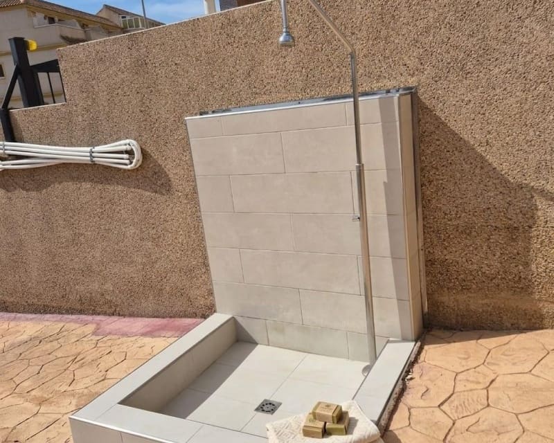 2 bedroom Townhouse for sale in Algorfa with pool - € 175,000 (Ref: 9802772)