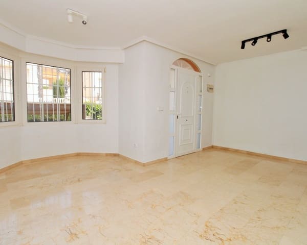 Casa de 3 habitaciones en Villamartin, Orihuela en venta con piscina - 229.000 € (Ref: 9802773)