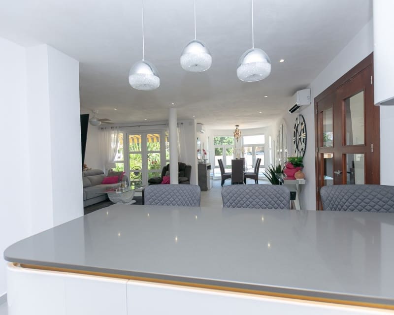 6 camera da letto Villa in vendita in Campoamor con piscina - 799.000 € (Rif: 9805533)