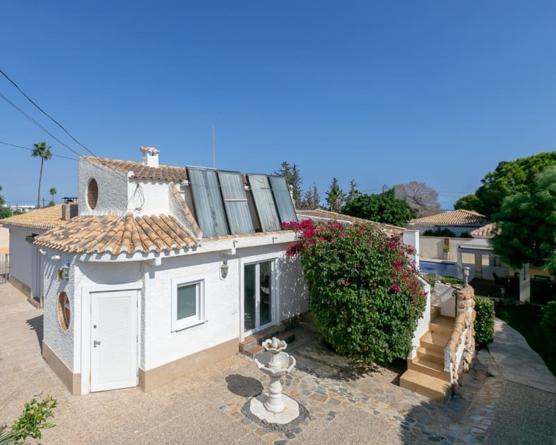 6 camera da letto Villa in vendita in Campoamor con piscina - 799.000 € (Rif: 9805533)