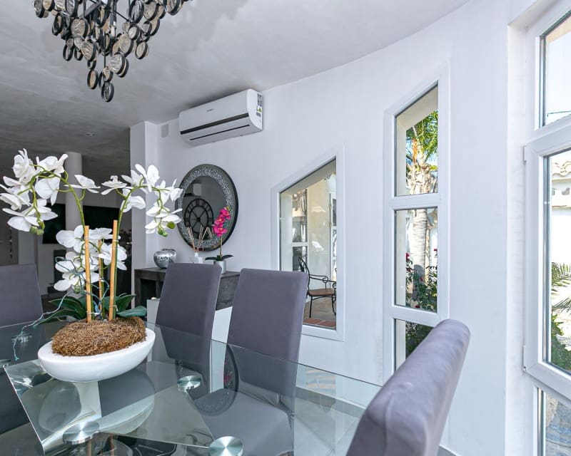 6 camera da letto Villa in vendita in Campoamor con piscina - 799.000 € (Rif: 9805533)