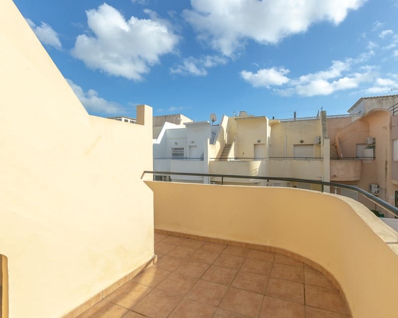 2 bedroom Townhouse for sale in La Torreta with pool - € 174,900 (Ref: 9805534)