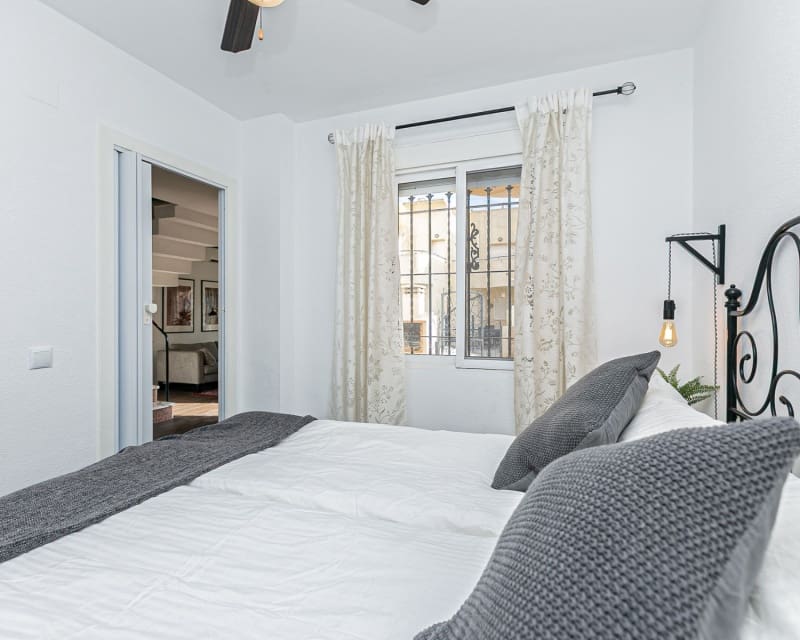 2 bedroom Townhouse for sale in La Torreta with pool - € 174,900 (Ref: 9805534)