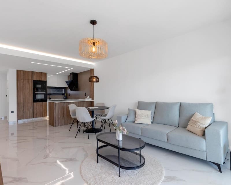 2 soveværelse Lejlighed til salg i El Raso med swimmingpool - € 255.000 (Ref: 9805536)