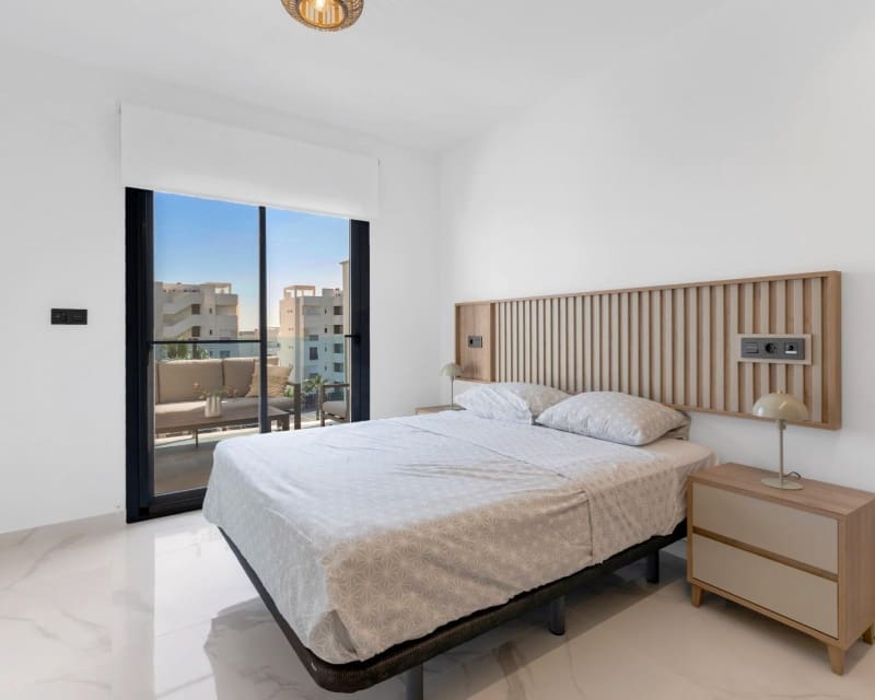 2 soveværelse Lejlighed til salg i El Raso med swimmingpool - € 255.000 (Ref: 9805536)