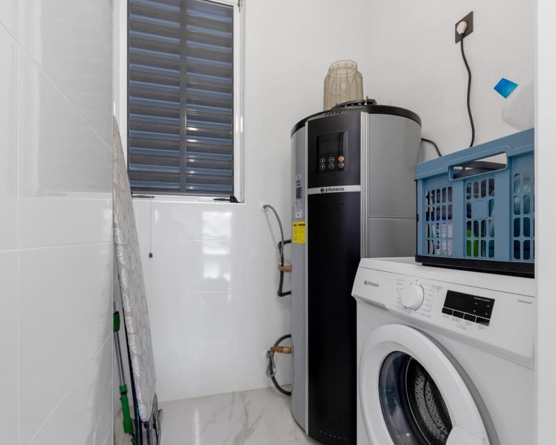 2 soveværelse Lejlighed til salg i El Raso med swimmingpool - € 255.000 (Ref: 9805536)