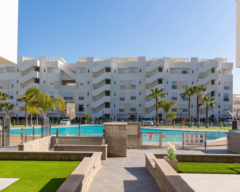 2 soveværelse Lejlighed til salg i El Raso med swimmingpool - € 255.000 (Ref: 9805536)