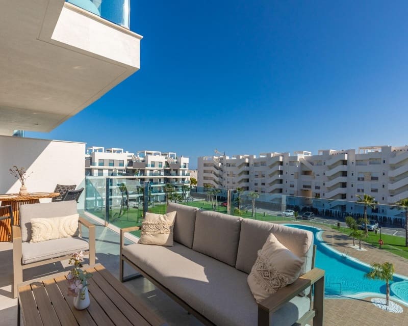 2 soveværelse Lejlighed til salg i El Raso med swimmingpool - € 255.000 (Ref: 9805536)