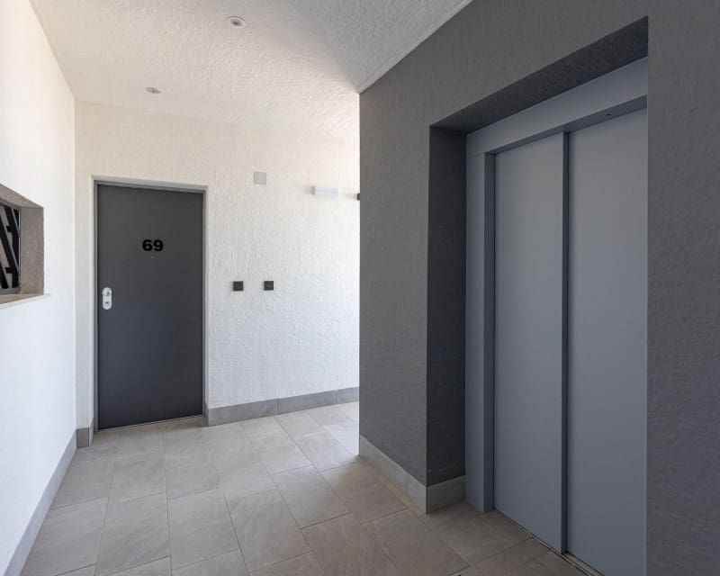 2 soveværelse Lejlighed til salg i El Raso med swimmingpool - € 255.000 (Ref: 9805536)