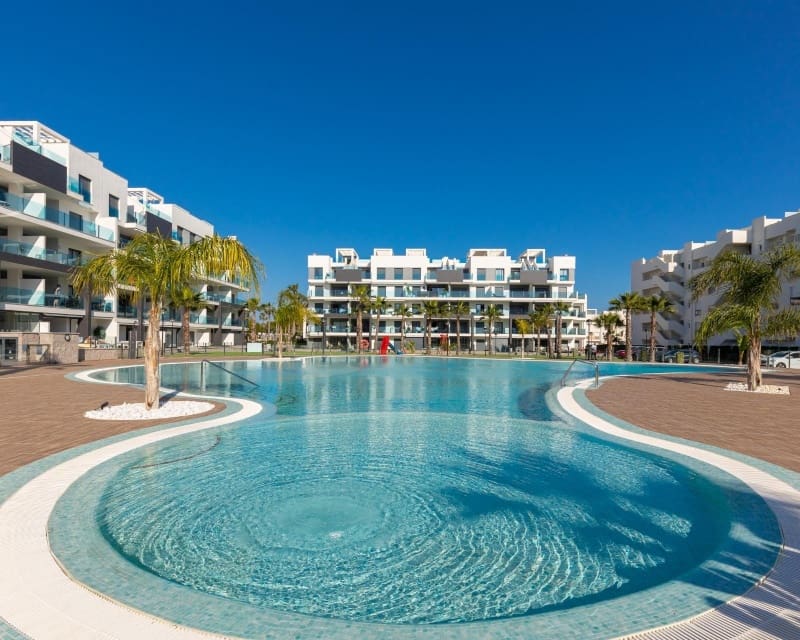 2 soveværelse Lejlighed til salg i El Raso med swimmingpool - € 255.000 (Ref: 9805536)